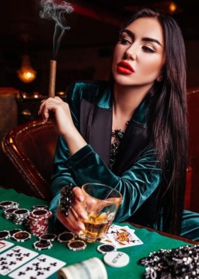 Проститутка АДРИАНА